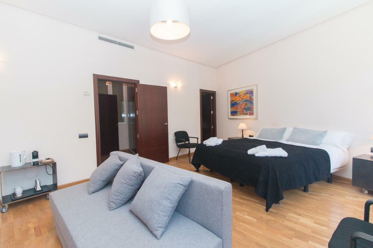 Bet Apartments - Canovas Rooms Walencja Zewnętrze zdjęcie